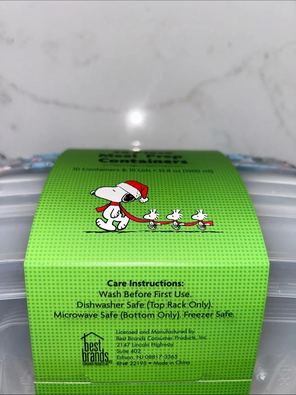 Peanuts Christmas Snoopy with Blue Puffer Coat Meal Prep Containers - 20 Pieces